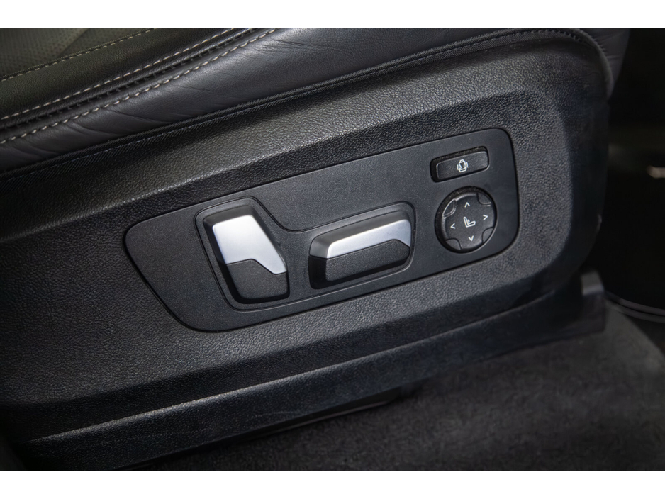 2025 BMW X5 xDrive50e M Sport €99,950