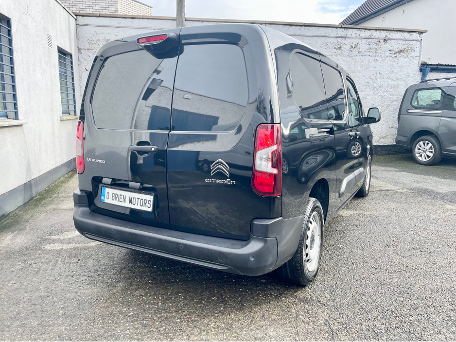 2023 Citroen Berlingo - image 19
