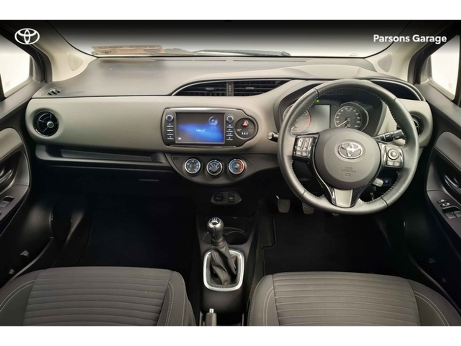 2020 Toyota Yaris - image 6