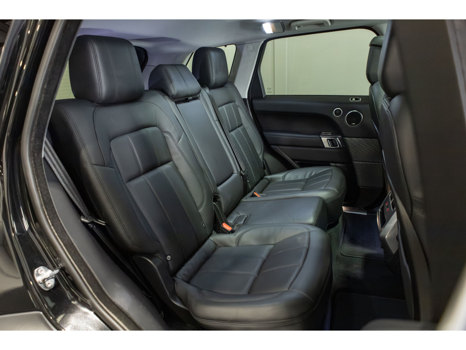 2019 Land Rover Range Rover Sport - image 11