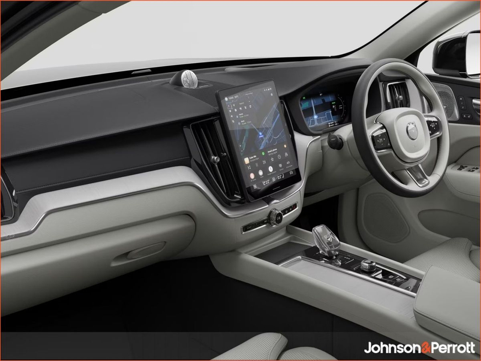 2026 Volvo XC60 T6 350 AWD PHEV Ultra Bright - Onyx Black Metallic €85,295