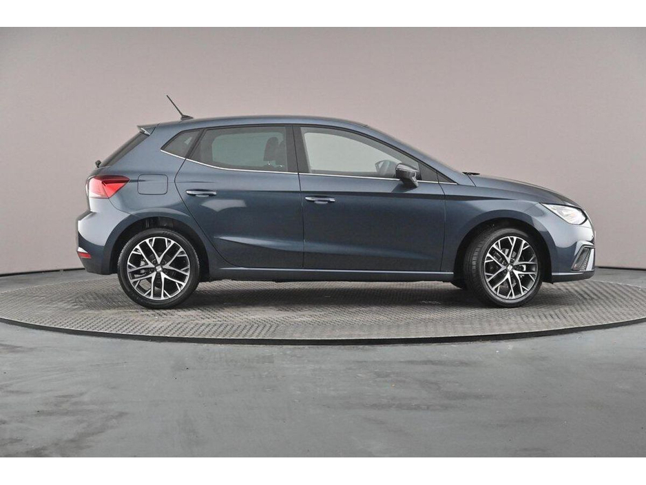 2025 SEAT Ibiza - image 2