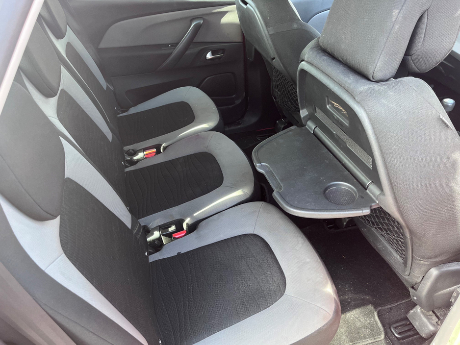 2014 Citroen C4 Picasso - image 6