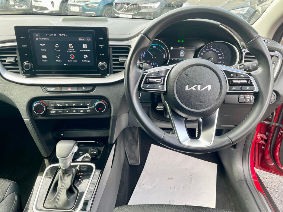 2023 Kia XCeed - image 10