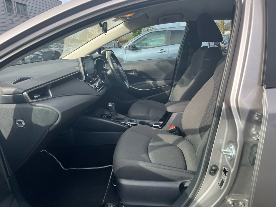 2022 Toyota Corolla - image 7
