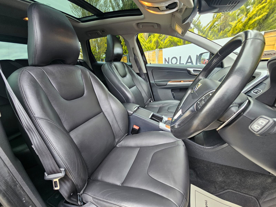 2016 Volvo XC60 - image 27