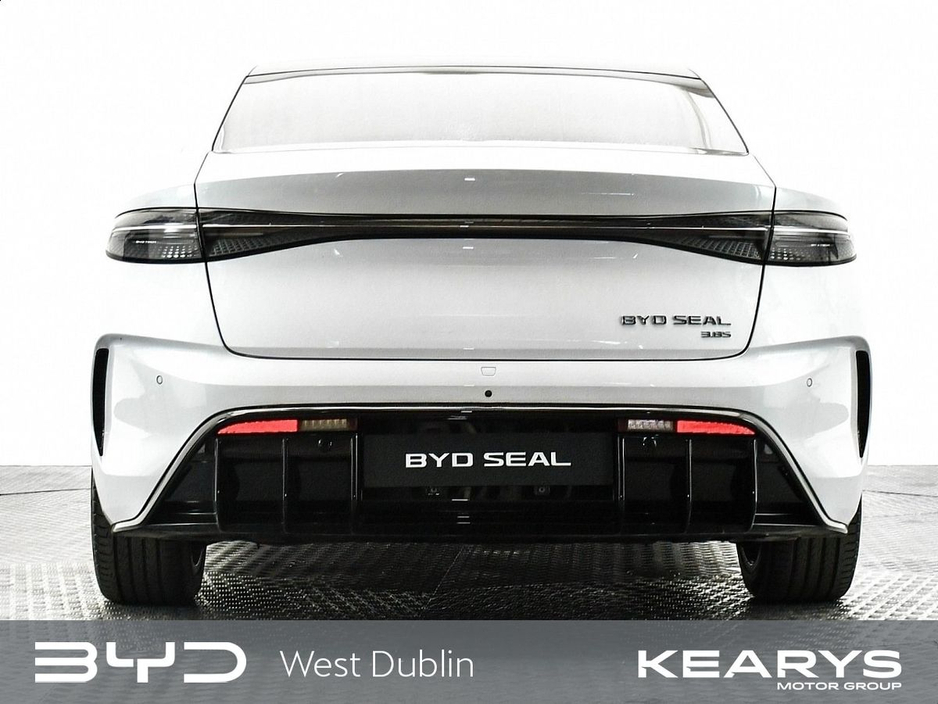 2024 BYD Seal - image 6