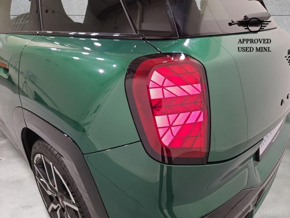2026 MINI Aceman - image 16
