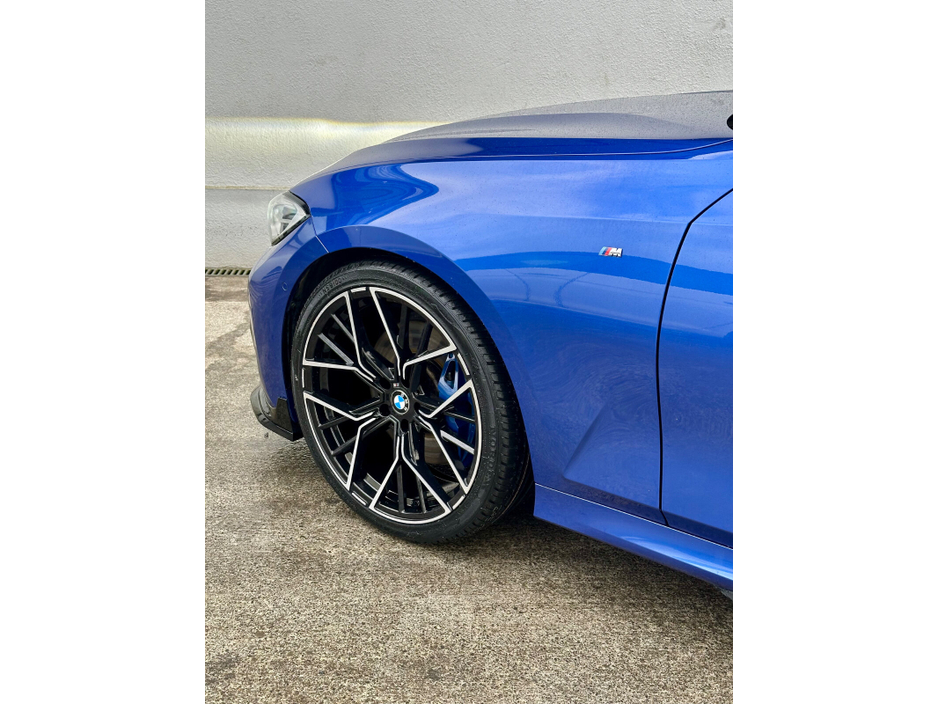 2020 BMW 3 Series - image 11