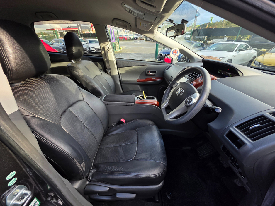 2012 Toyota Prius Alpha (7 Seater) - SELF CHARGING HYBRID -ALLOYS - REVERSE CAMERA -SIMI DEALER - LOW ROAD TAX BAND €12,450