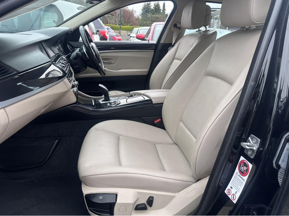 2012 BMW 5 Series - image 9