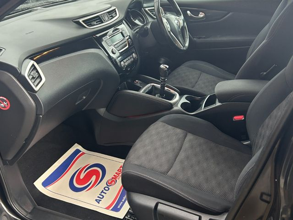 2015 Nissan Qashqai 1.5 DSL SV Safety PK 4DR €9,250
