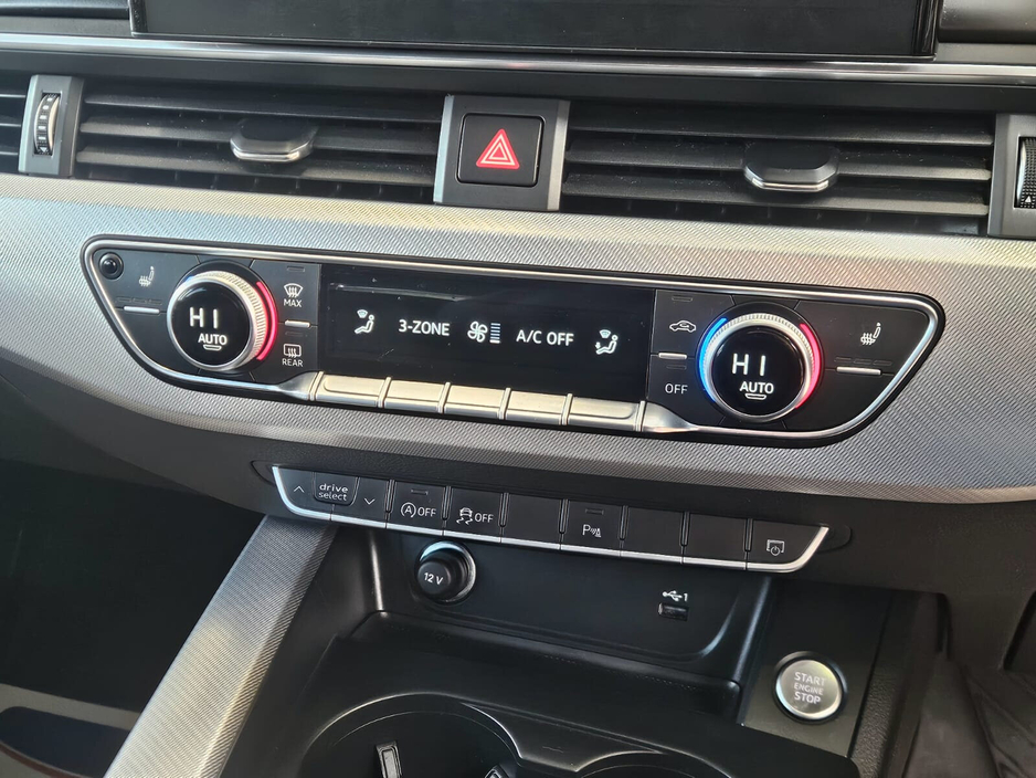 2022 Audi A4 - image 12