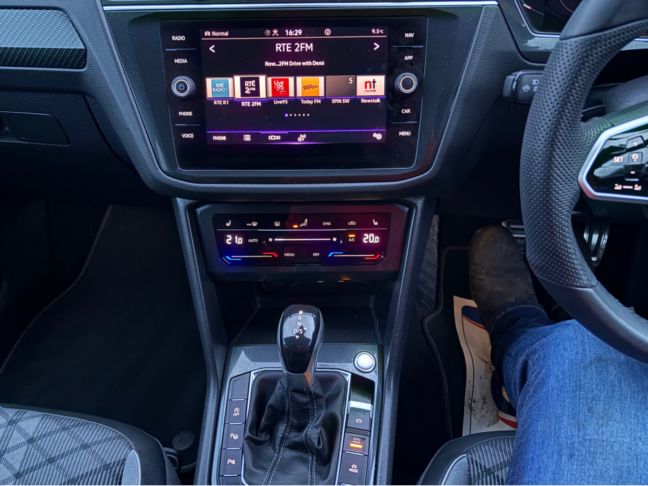 2024 Volkswagen Tiguan R-LINE 2.0 TDI AUTO 150HP BLACK EDITION €49,950