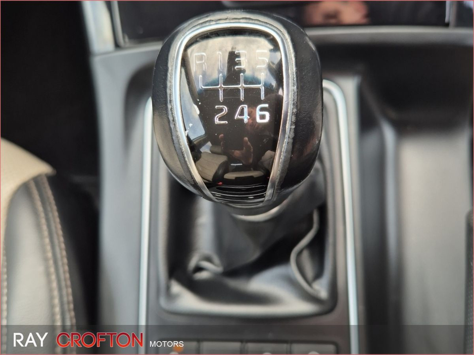 2019 Kia Sorento - image 9