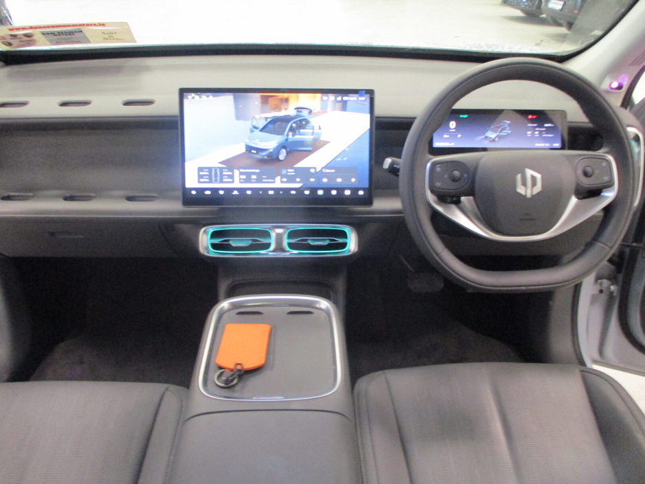 2026 Leapmotor B10 - image 22