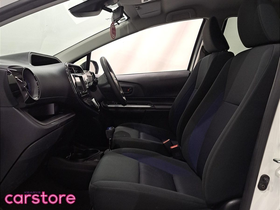 2019 Toyota Aqua 1.5 HYBRID 5 DR €13,880