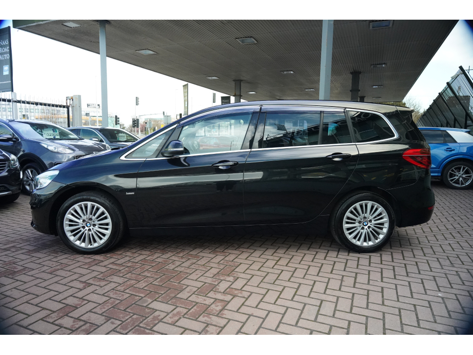 2018 BMW 2 Series Active Tourer - image 7