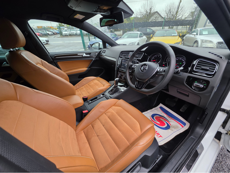 2015 Volkswagen Golf 1.4 TSI  AUTOMATIC - MILANO EDITION - HALF LEATHER HEATED SEAT - ALLOYS - LOW TAX BAND  - DRIVE MODE SELECTION - REVERCE CAMERA