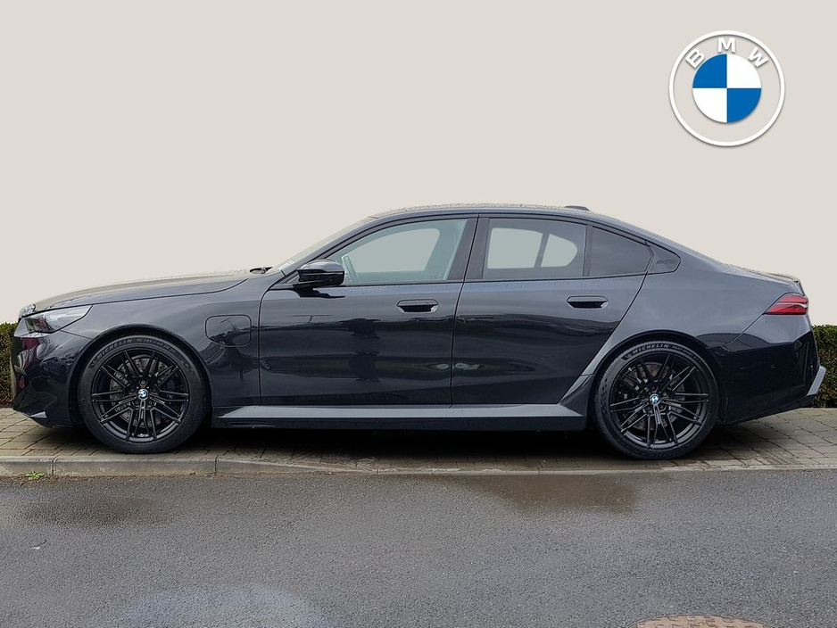 2025 BMW M5 Saloon