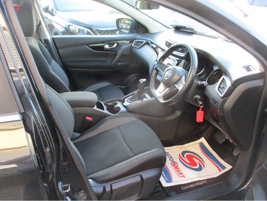 2018 Nissan Qashqai - image 9