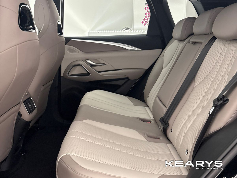 2026 BYD Seal U - image 19