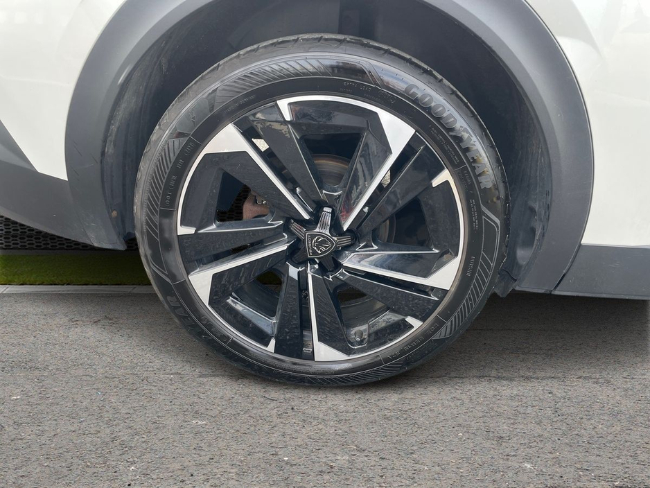 2023 Peugeot 408 - image 8