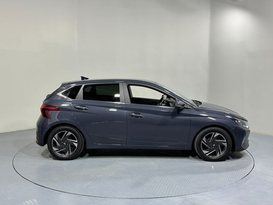 2023 Hyundai i20 - image 8