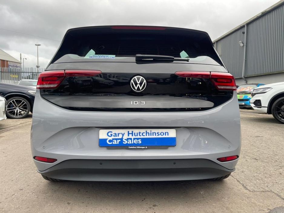 2022 Volkswagen ID.3 Pro 58kWh Life Hatchback 5dr Electric Auto (145 ps)