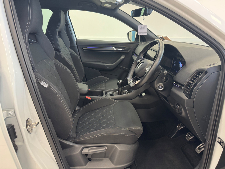 2023 Skoda Karoq - image 5