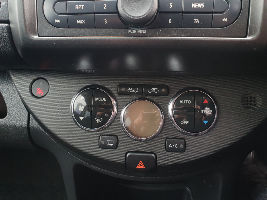 2007 Nissan Note - image 19