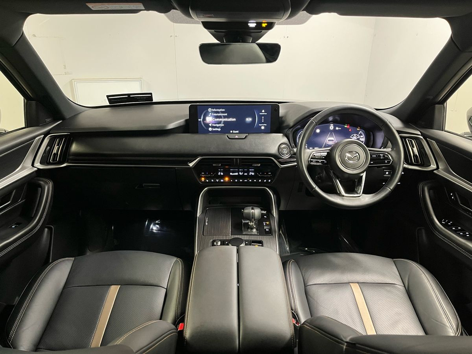 2025 Mazda CX-80 - image 2