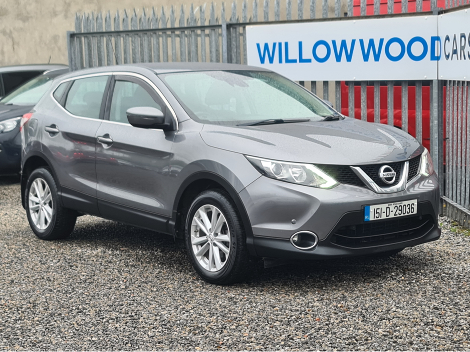 2015 Nissan Qashqai - image 3