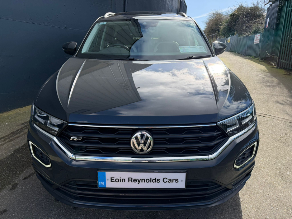 2020 Volkswagen T-Roc - image 3