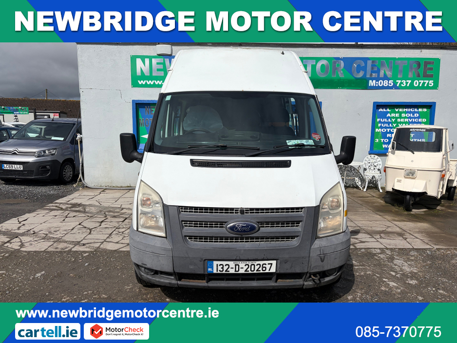 2013 Ford Transit - image 4