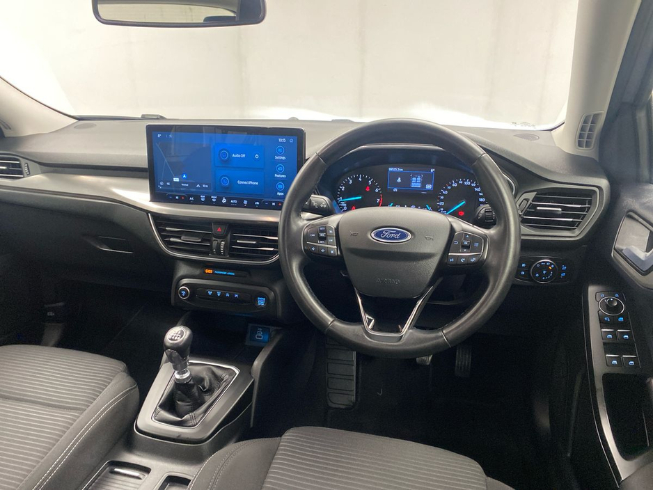 2023 Ford Focus - image 20