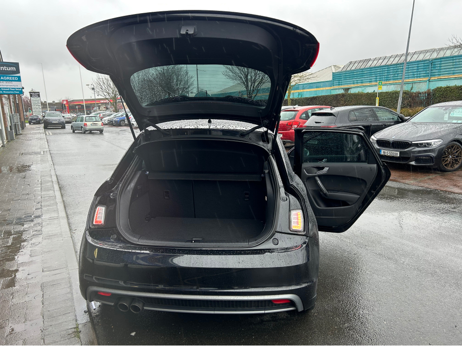 2013 Audi A1 - image 26