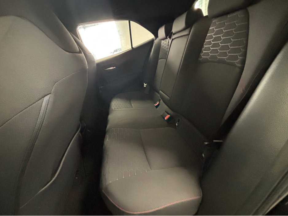 2018 Toyota Corolla - image 13