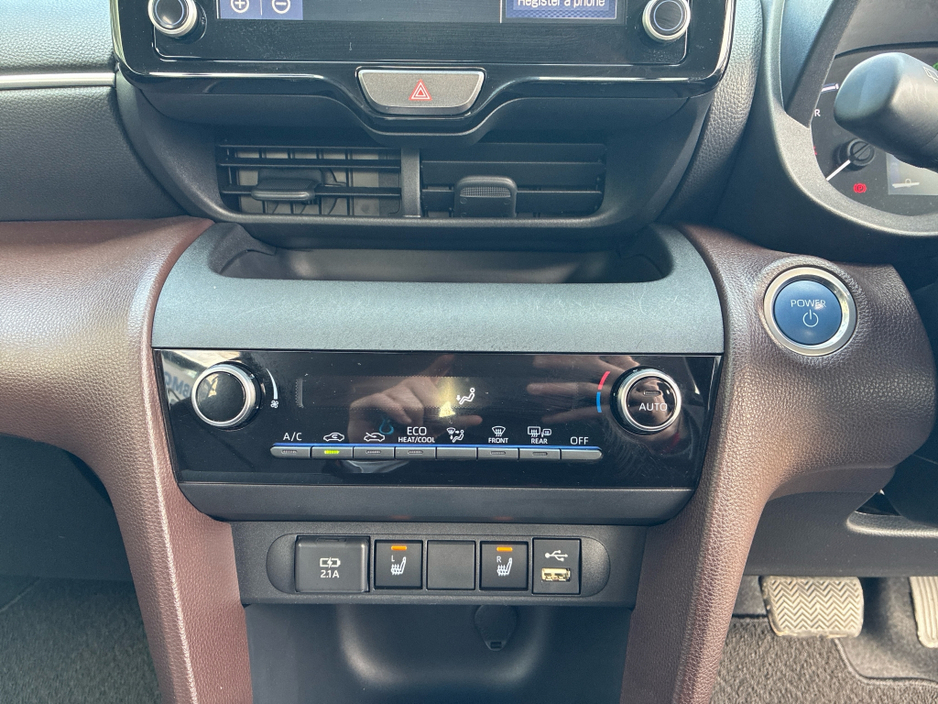 2022 Toyota Yaris Cross - image 17