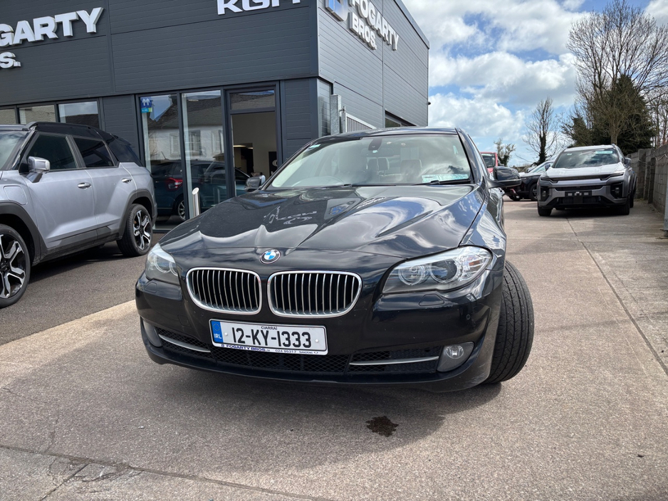 2012 BMW 5 Series - image 6
