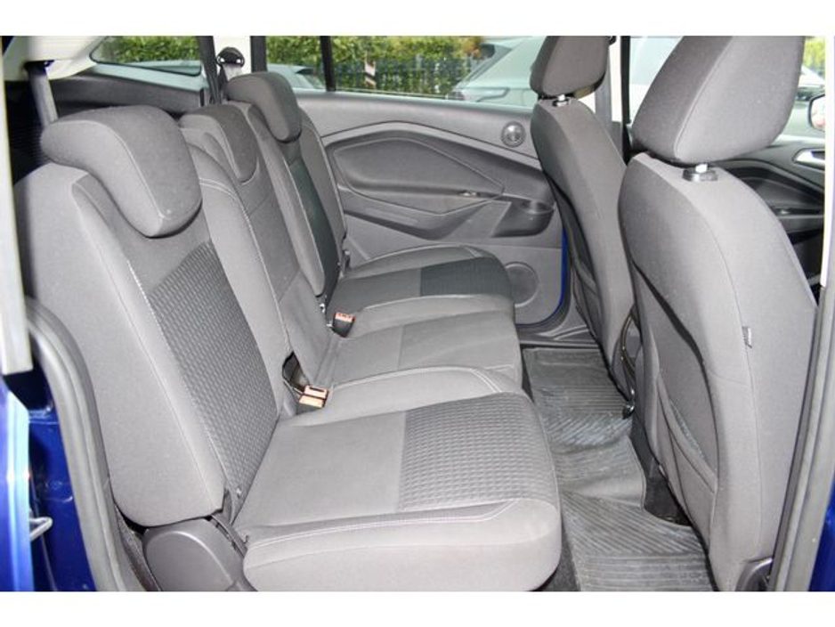 2017 Ford Grand C-Max 1.5 TDCI Zetec 120PS 7 seats , FSH, NCT, 160K KMS €9,950