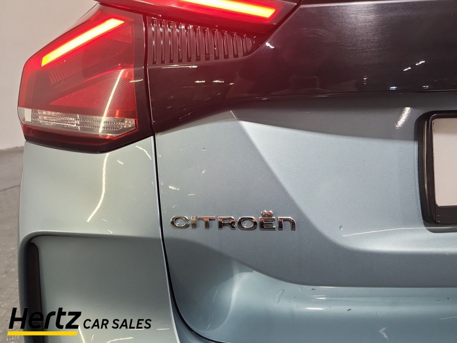 2023 Citroen C4 - image 11