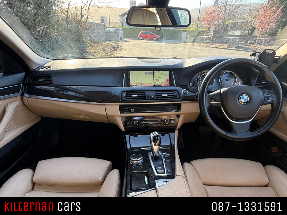 2016 BMW 5 Series - image 9