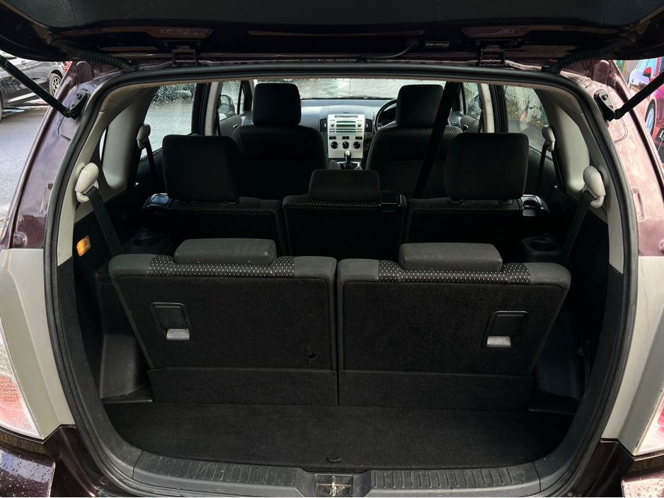 2009 Toyota Corolla - image 8