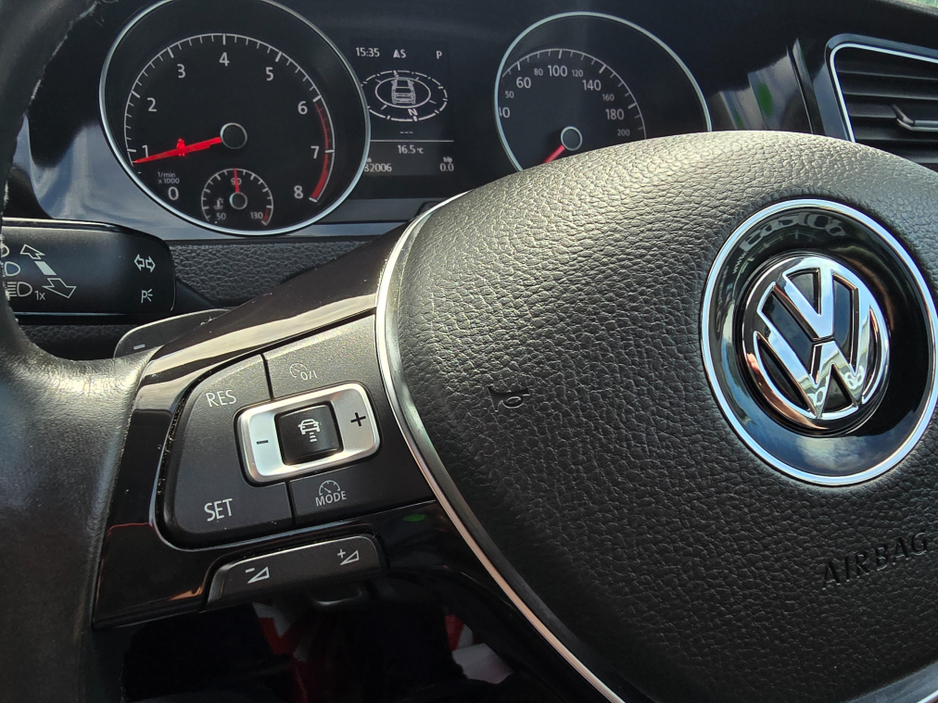 2015 Volkswagen Golf 1.4 TSI HI SPEC HIGHLINE EDITION * ALCANTARA SEATS * REV CAMERA - BLIND SPOT - REAR TRAFFIC ASSIST - SIMI DEALER -  BLUEMOTION €15,450