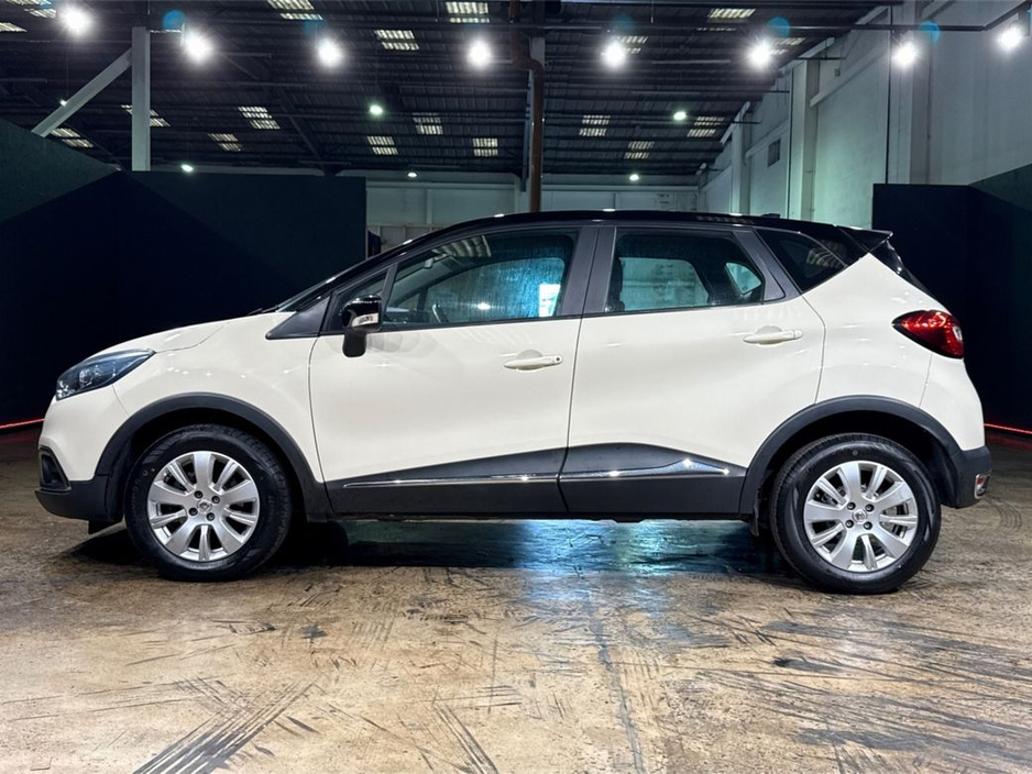 2017 Renault Captur 1.2 PETROL AUTO - CRUISE CONTROL - HEATING / AC CONTROLS - ALL ELECTRIC WINDOWS €14,450