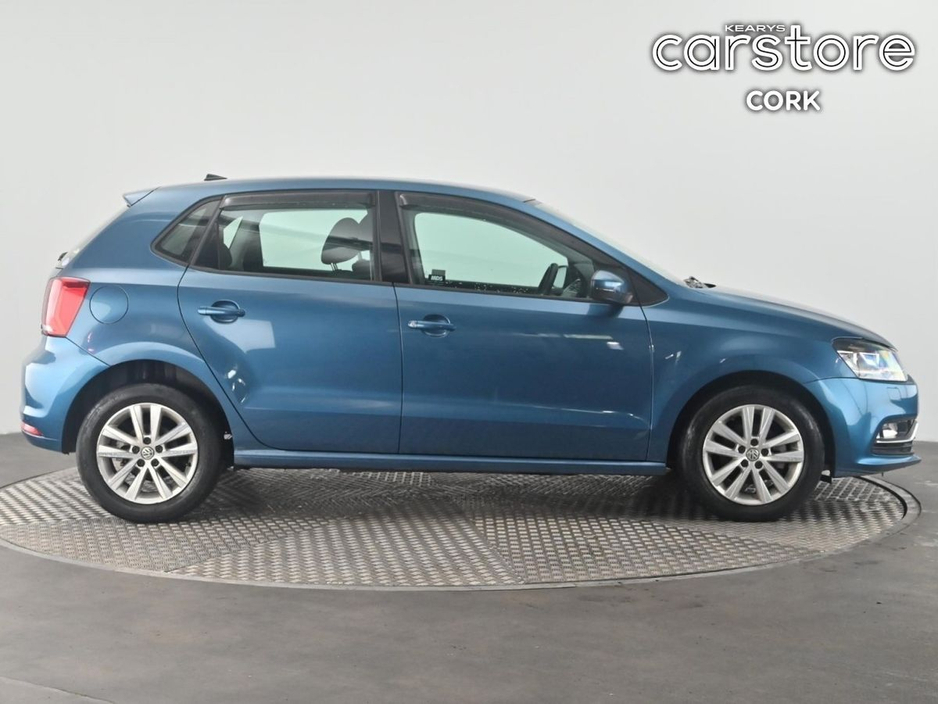 2017 Volkswagen Polo 1.2 TSI Auto €15,880
