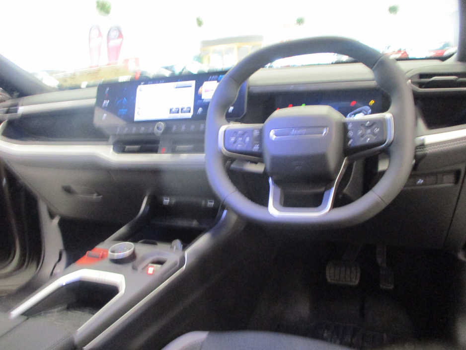 2026 Jeep Compass - image 18