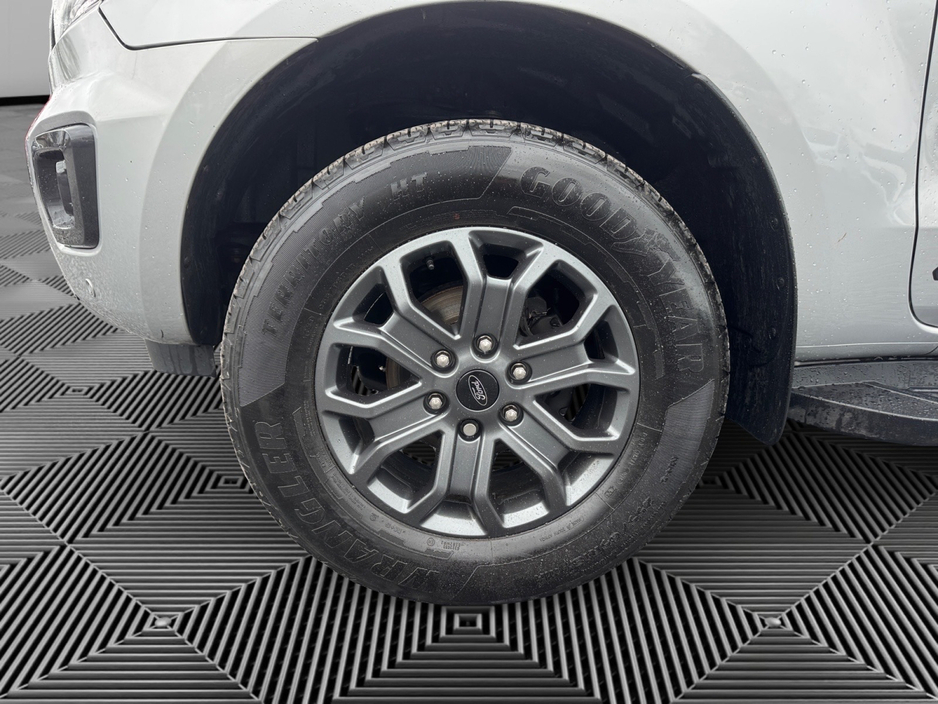 2022 Ford Ranger - image 9