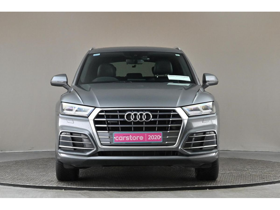 2020 Audi Q5 - image 2